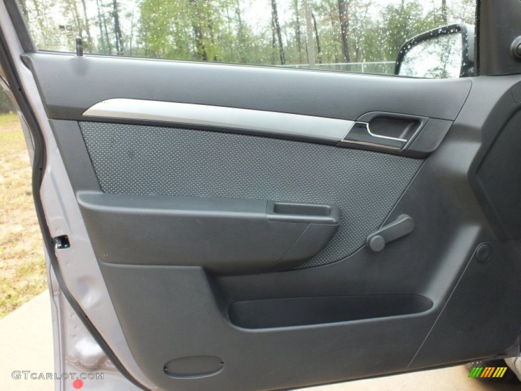2010 Aveo LT Sedan - Medium Gray / Charcoal photo #12