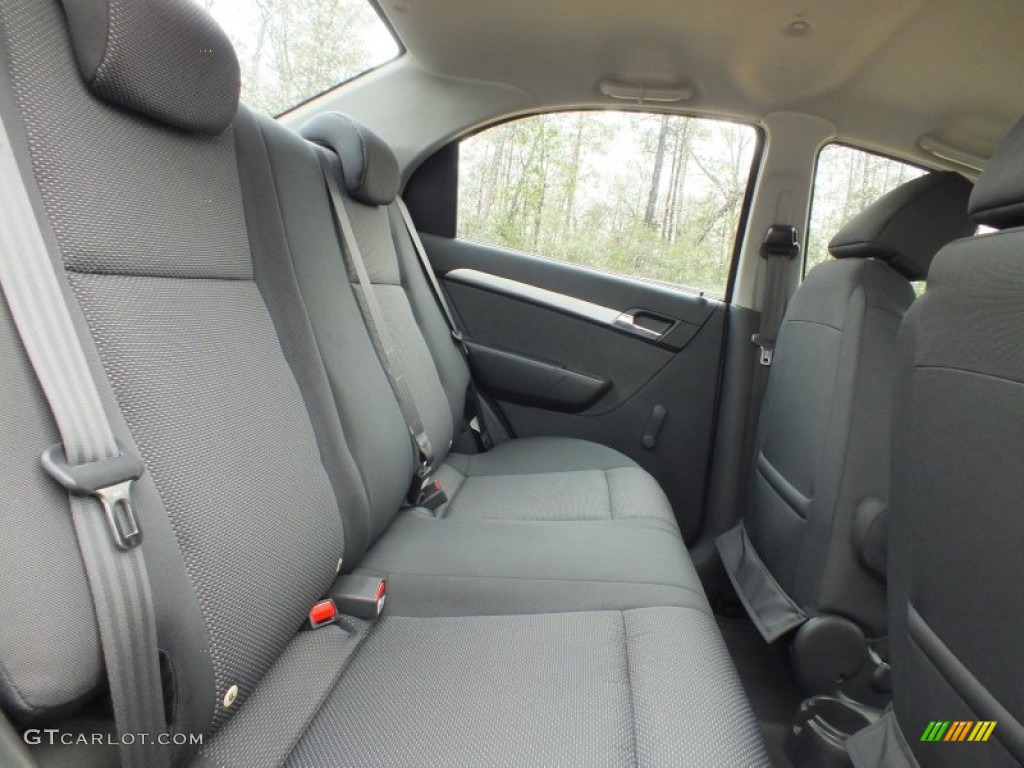 2010 Aveo LT Sedan - Medium Gray / Charcoal photo #17