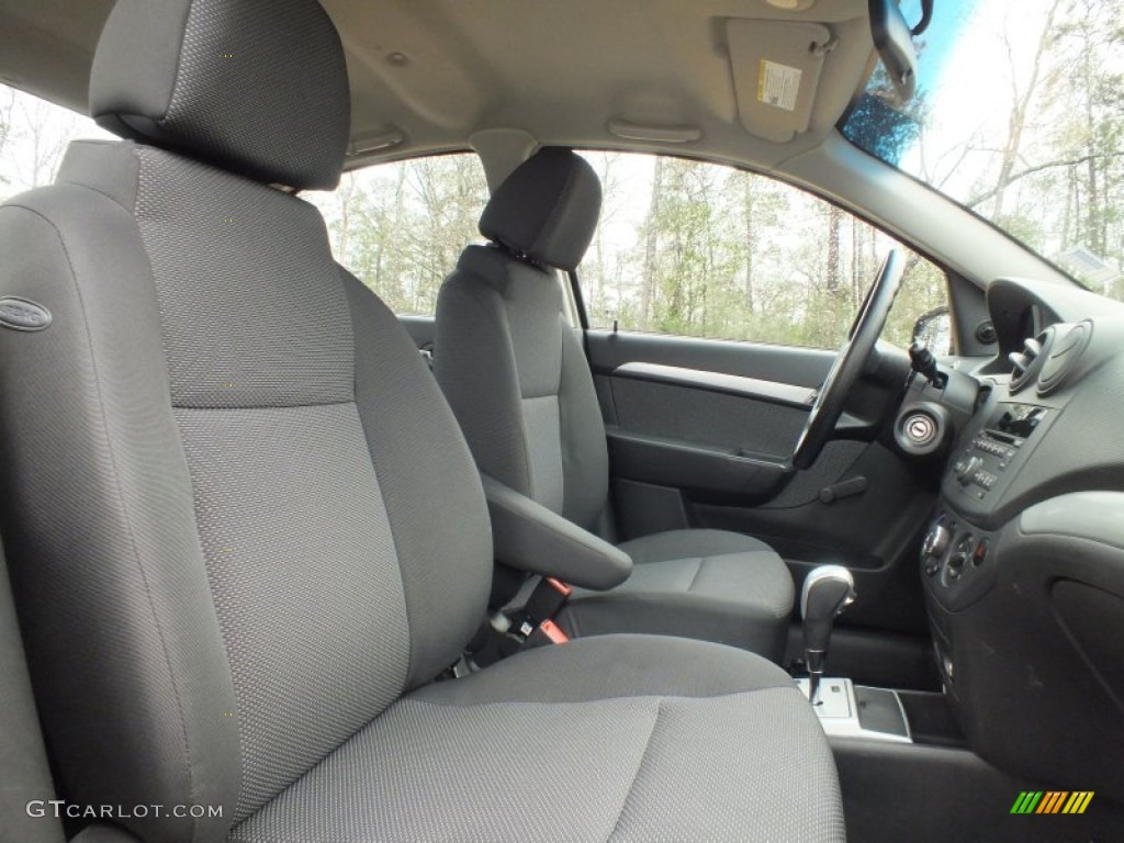 2010 Aveo LT Sedan - Medium Gray / Charcoal photo #19