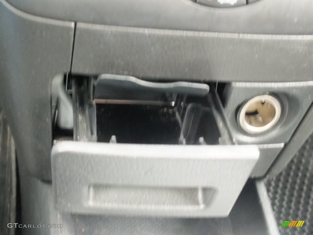 2010 Aveo LT Sedan - Medium Gray / Charcoal photo #34