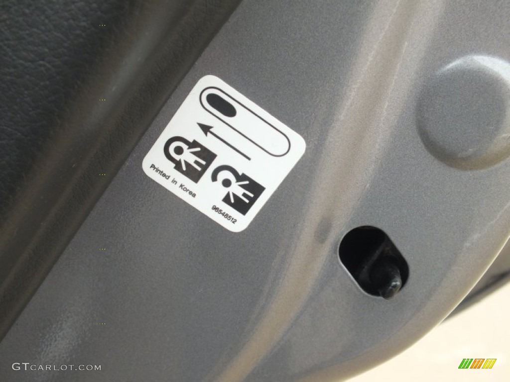 2010 Aveo LT Sedan - Medium Gray / Charcoal photo #41