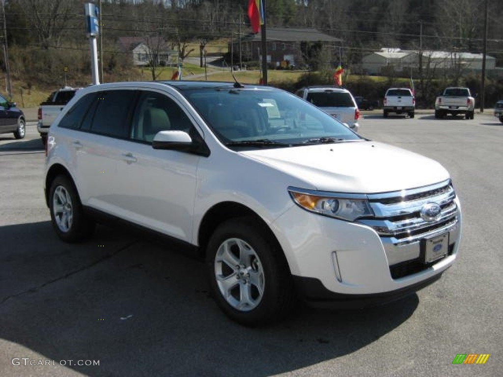 2012 Edge SEL AWD - White Platinum Metallic Tri-Coat / Medium Light Stone photo #4