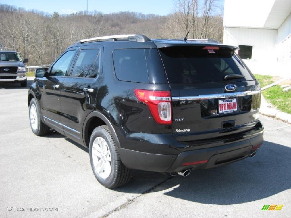 2012 Explorer XLT 4WD - Tuxedo Black Metallic / Charcoal Black photo #8