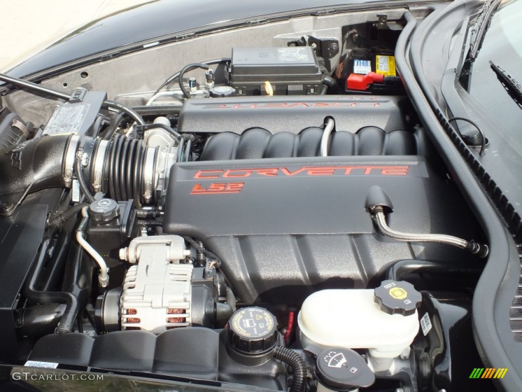 2007 Chevrolet Corvette Coupe 6.0 Liter OHV 16-Valve LS2 V8 Engine Photo #61128881