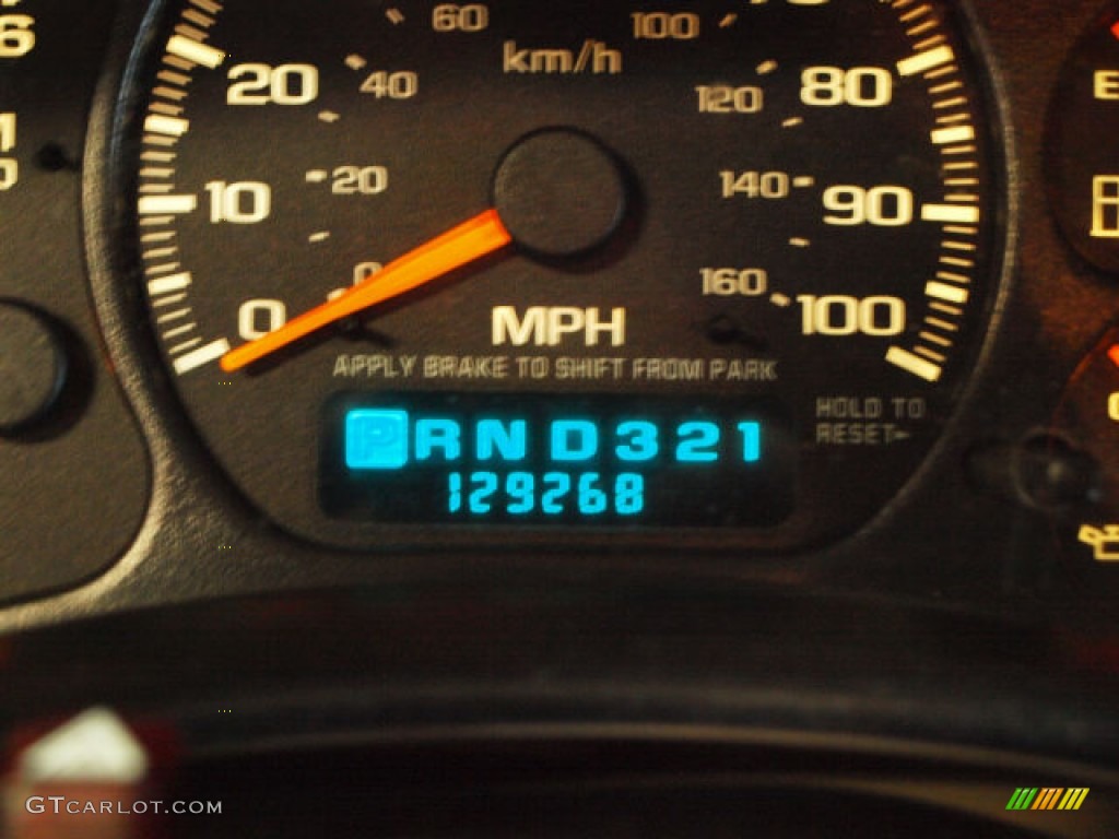 2001 Suburban 1500 LT 4x4 - Summit White / Light Gray/Neutral photo #6