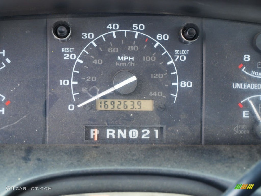 1995 F150 XLT Regular Cab - Electric Currant Red Pearl / Gray photo #6