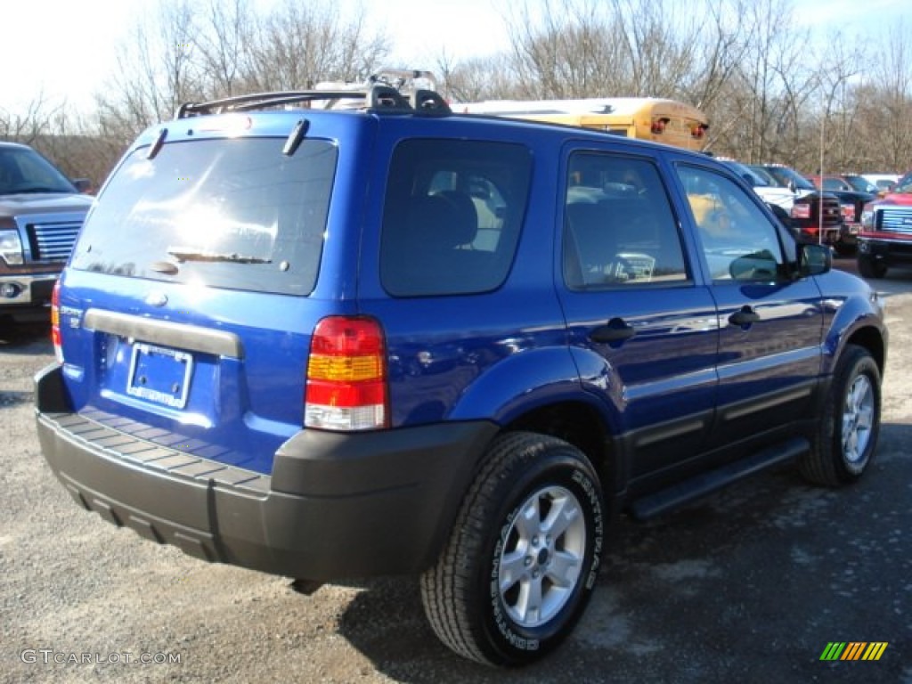 2005 Escape XLT V6 4WD - Sonic Blue Metallic / Medium/Dark Flint Grey photo #8