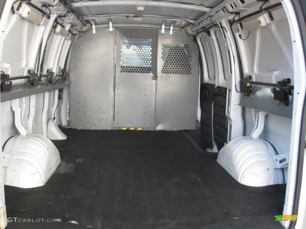 2006 Chevrolet Express 1500 Cargo Van Trunk Photo #61136906