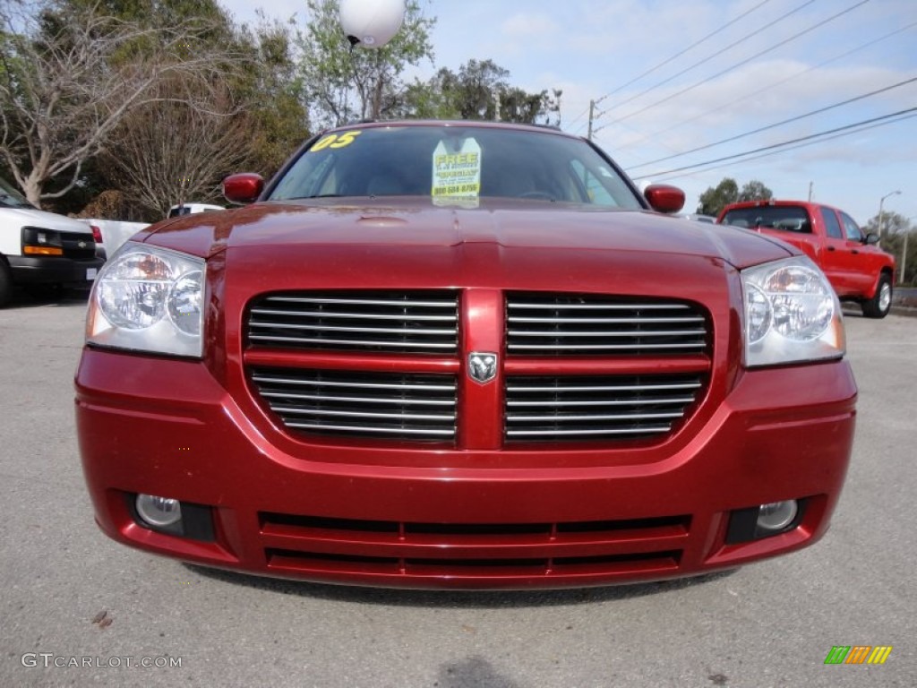 2005 Magnum R/T AWD - Inferno Red Crystal Pearl / Dark Slate Gray/Light Graystone photo #14