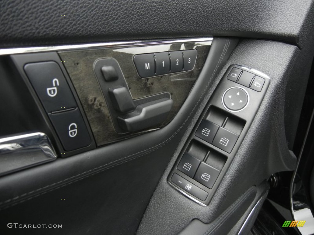 2010 Mercedes-Benz C 63 AMG Controls Photo #61137407