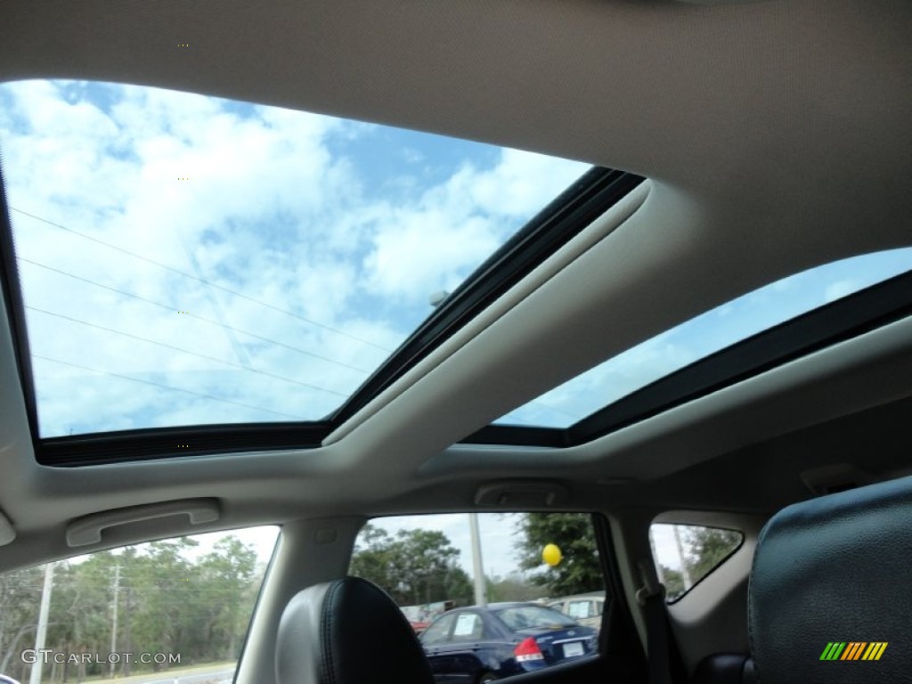 2011 Nissan Murano SV Sunroof Photos