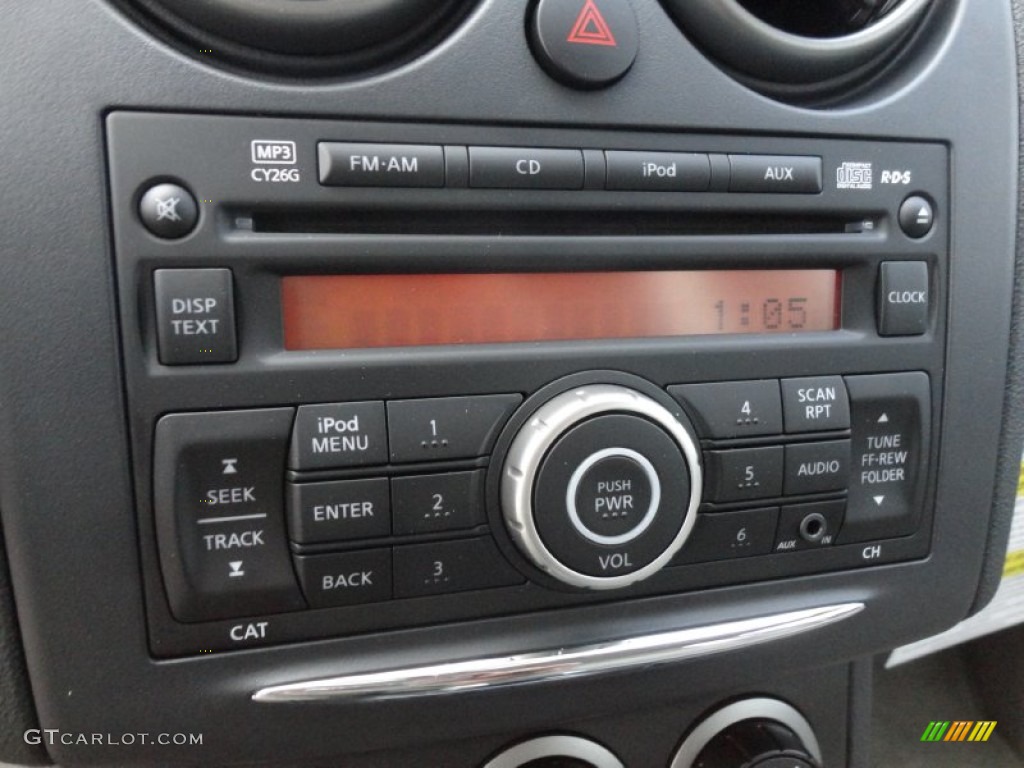 2012 Nissan Rogue S Audio System Photos