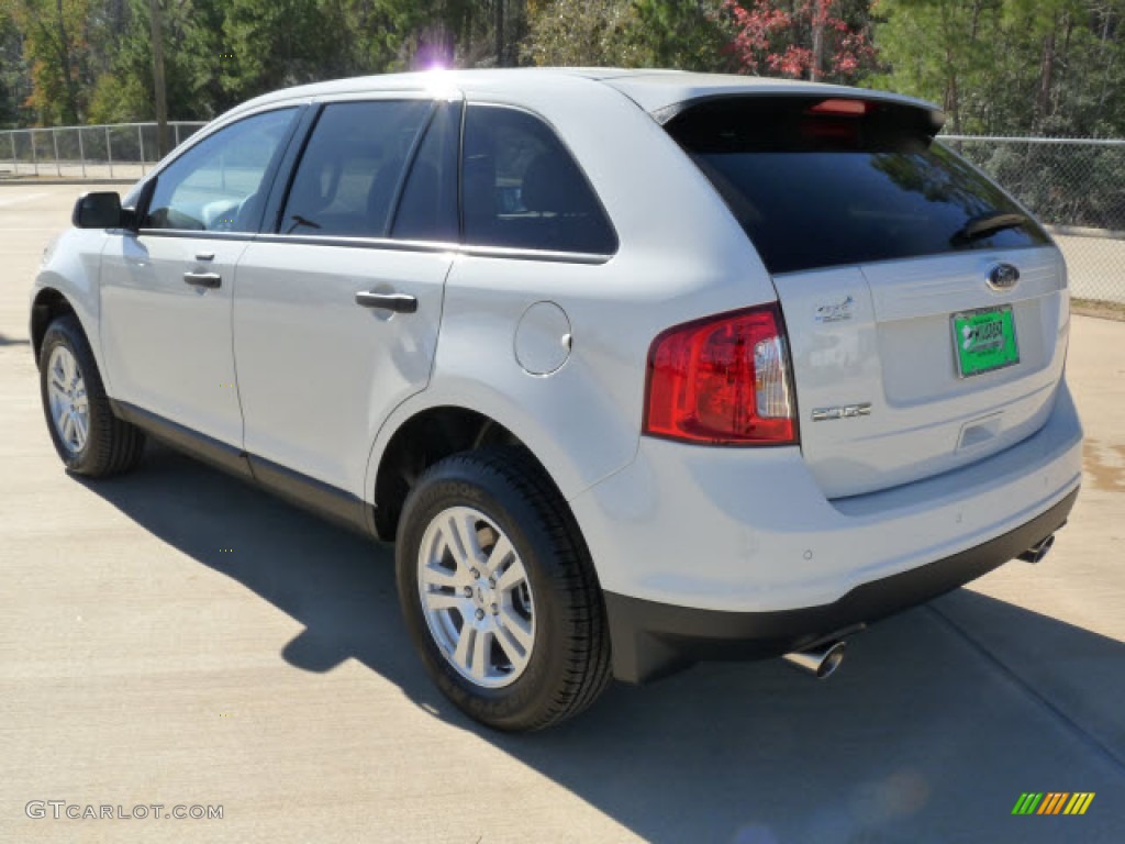 2012 Edge SE - White Suede / Medium Light Stone photo #9