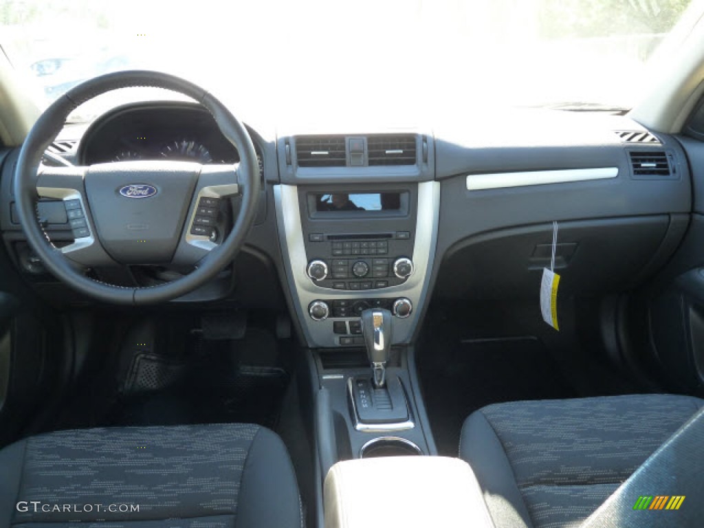 2012 Ford Fusion SE Charcoal Black Dashboard Photo #61141286