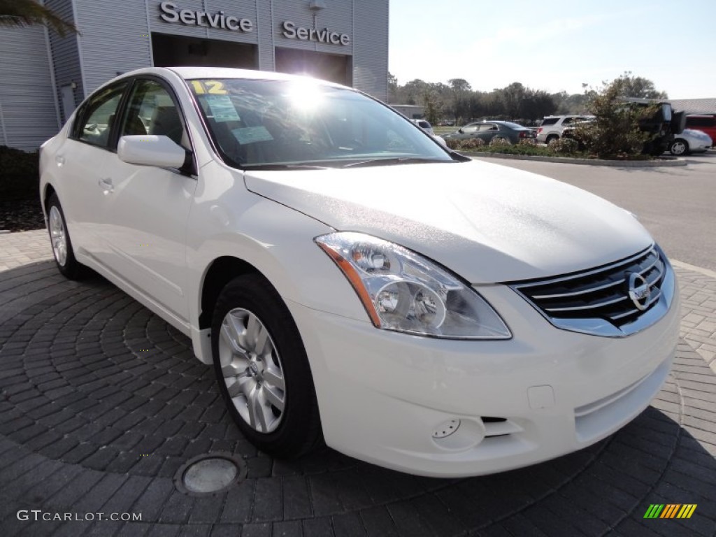 2012 Altima 2.5 S - Winter Frost White / Charcoal photo #10