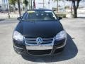 Black - Jetta SE Sedan Photo No. 8