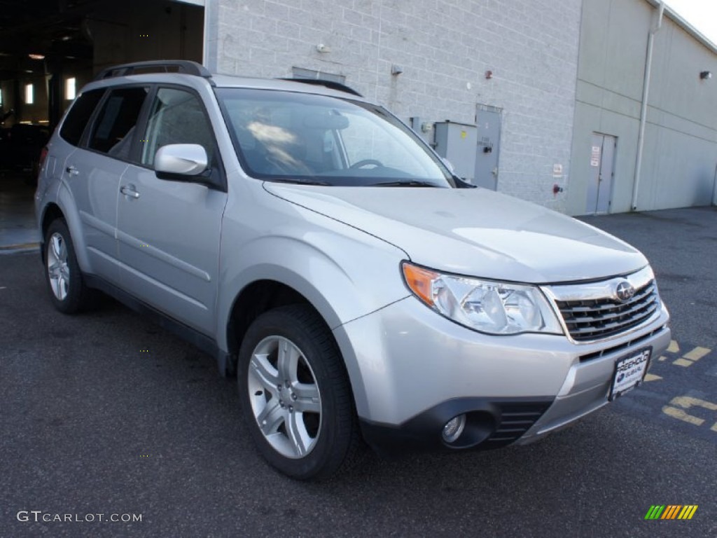 2009 Forester 2.5 X Limited - Spark Silver Metallic / Black photo #2