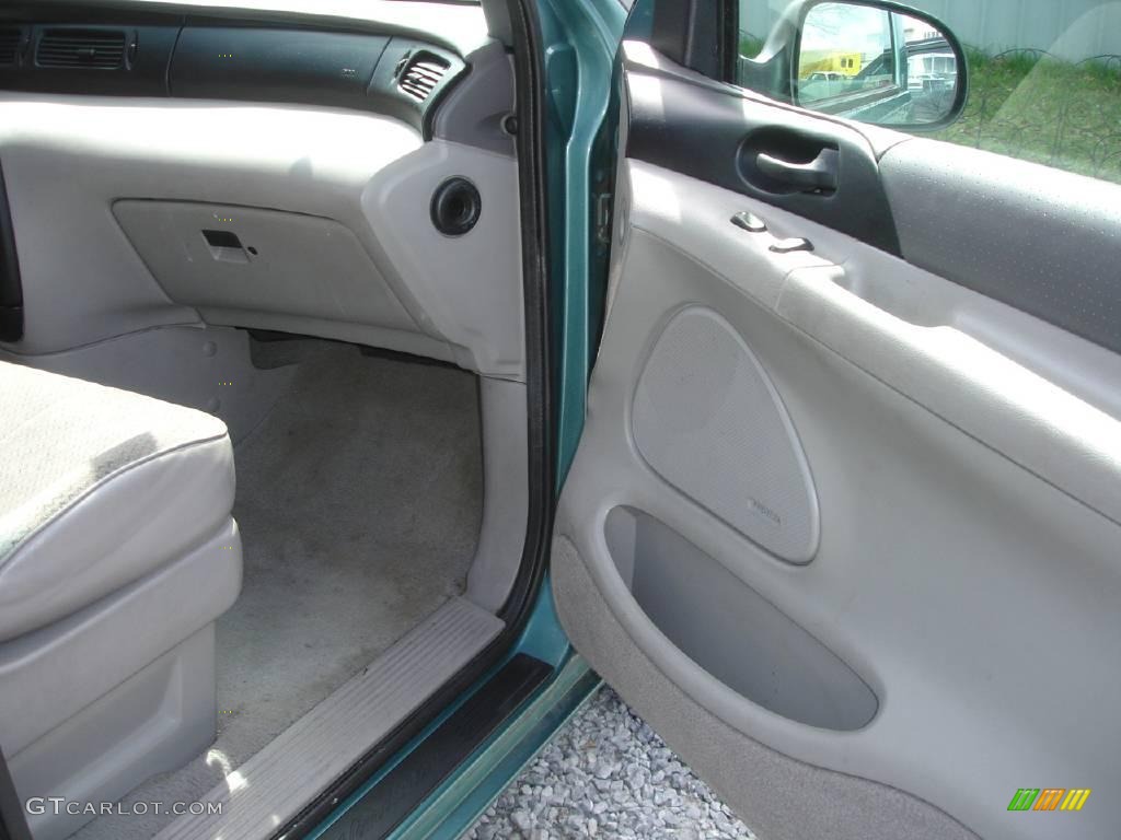 1998 Windstar GL - Medium Seafoam Green Metallic / Medium Graphite photo #16