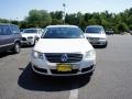 Candy White - Passat 2.0T Sedan Photo No. 2