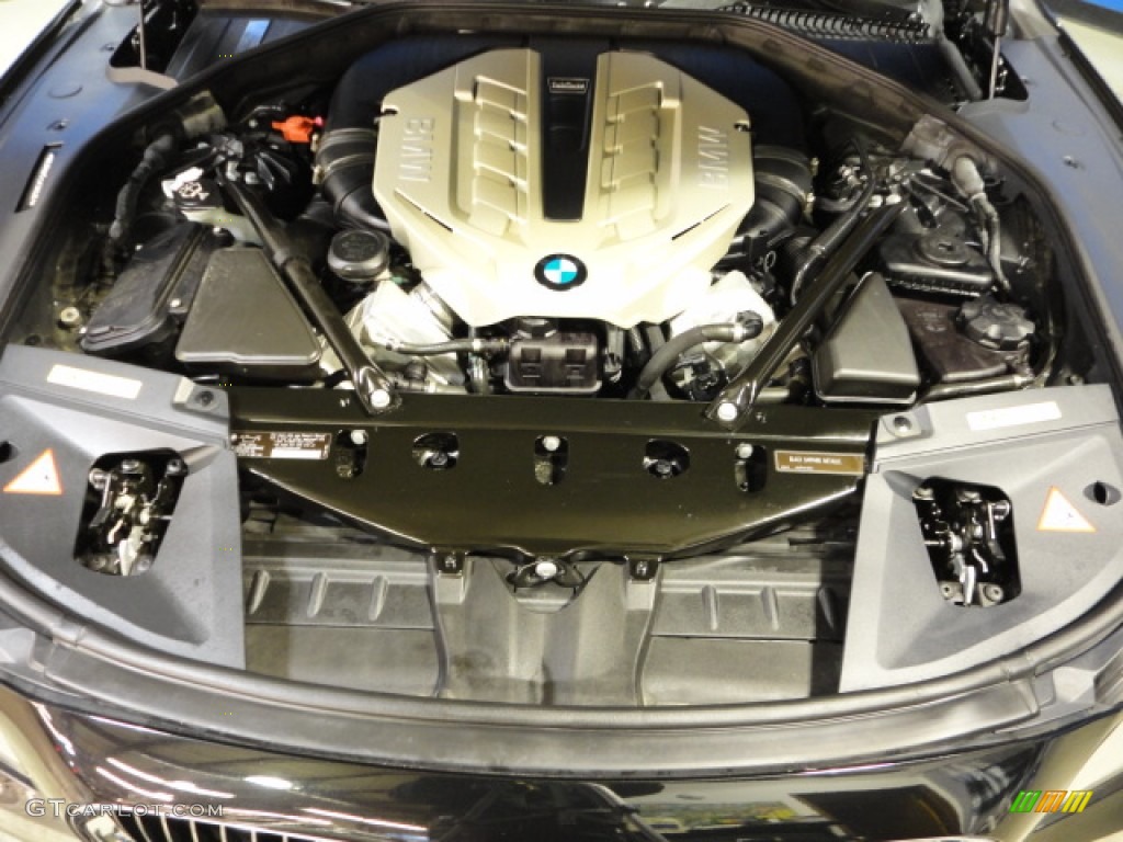 2010 BMW 7 Series 750i xDrive Sedan 4.4 Liter DFI Twin-Turbocharged DOHC 32-Valve VVT V8 Engine Photo #61146824