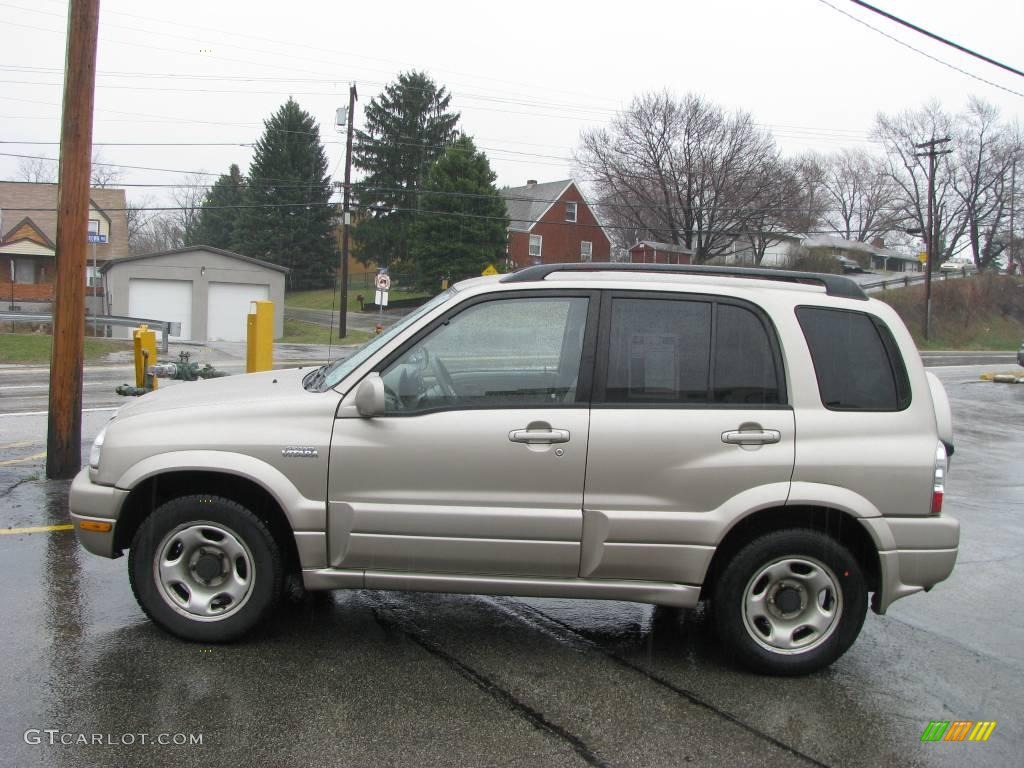 2005 Grand Vitara LX - Cool Beige Metallic / Beige photo #5