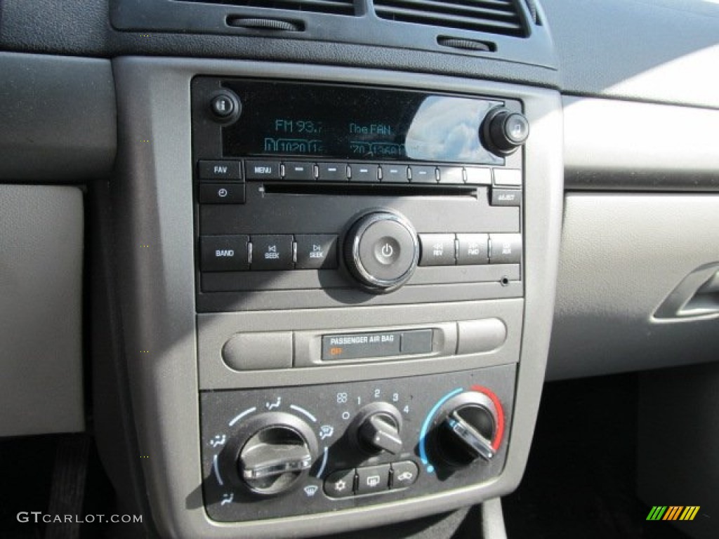 2009 Chevrolet Cobalt LS Coupe Controls Photo #61149146