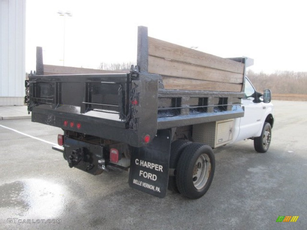 2004 F450 Super Duty XL SuperCab 4x4 Chassis Dump Truck - Oxford White / Medium Flint photo #13