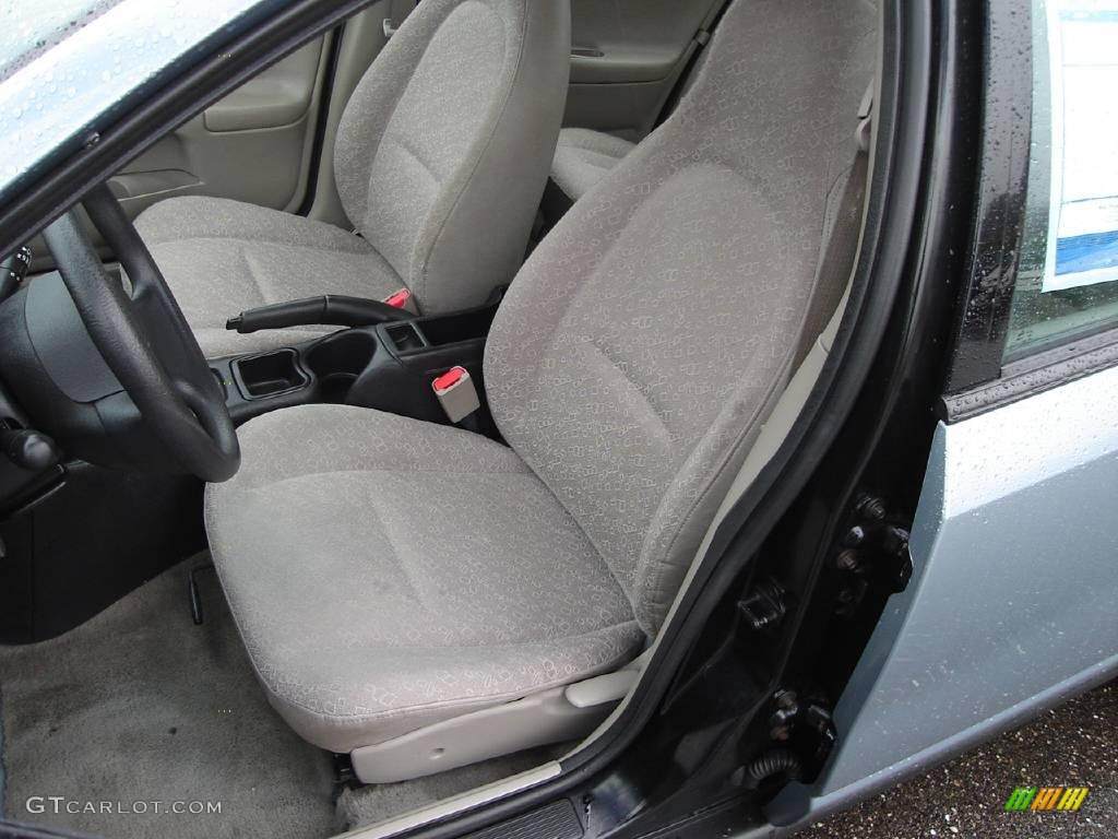 2001 Saturn S Series SL1 Sedan Front Seat Photo #6115144