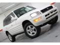 Natural White - RAV4 4WD Photo No. 3