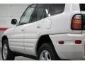 Natural White - RAV4 4WD Photo No. 22