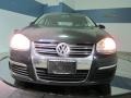 Black - Jetta SE Sedan Photo No. 2