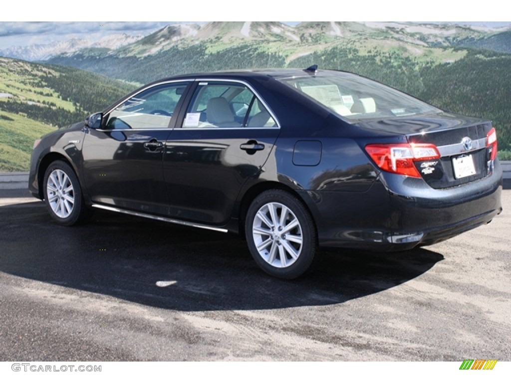 2012 Camry Hybrid XLE - Attitude Black Metallic / Ivory photo #3