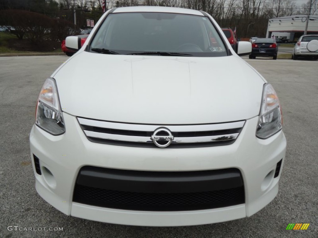 2011 Rogue S AWD Krom Edition - Pearl White / Black photo #3