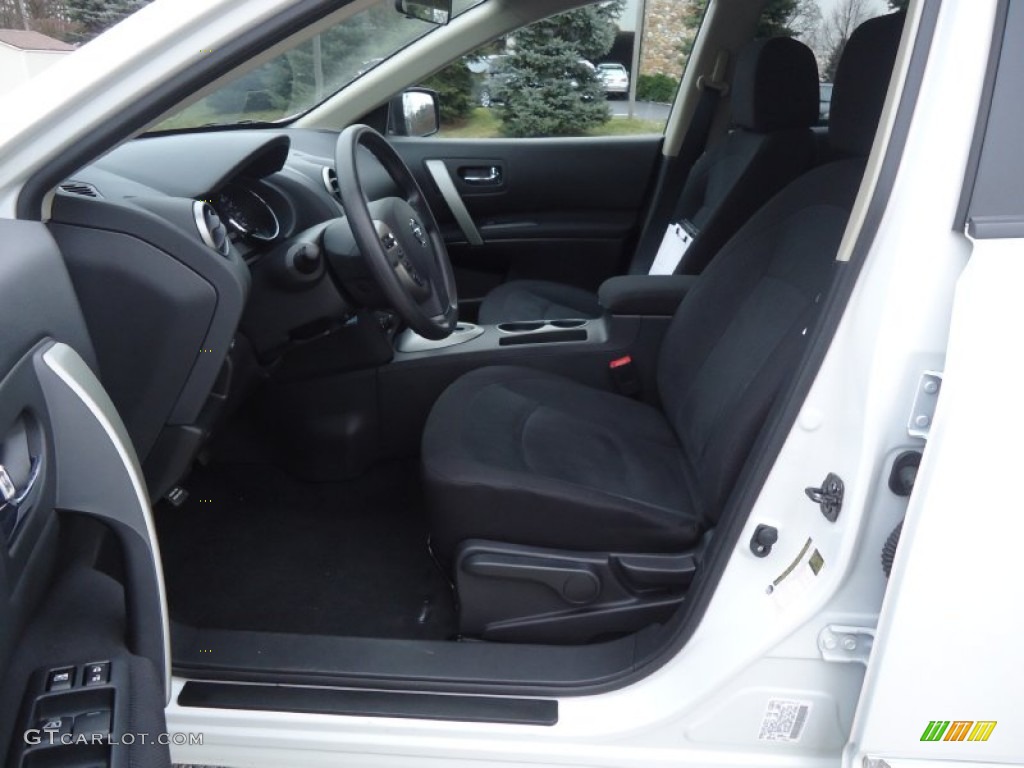 2011 Rogue S AWD Krom Edition - Pearl White / Black photo #12