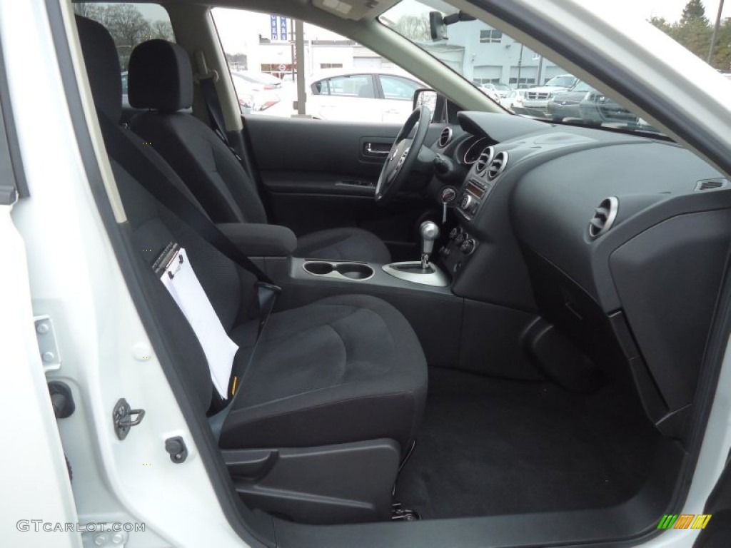 2011 Rogue S AWD Krom Edition - Pearl White / Black photo #19
