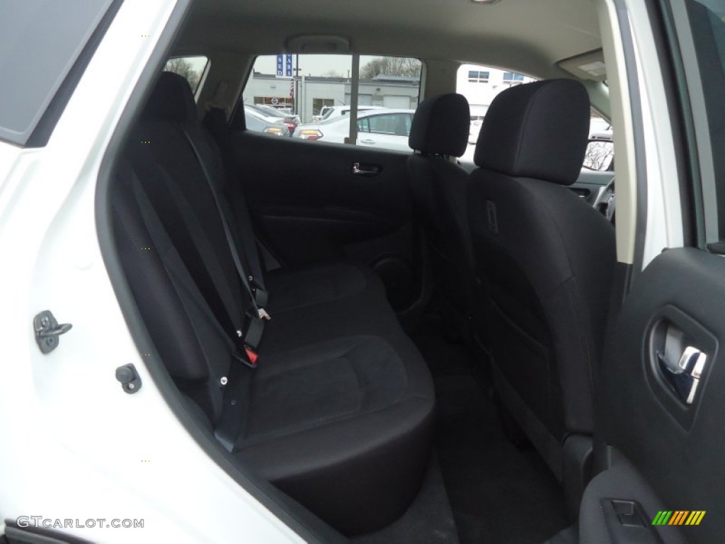 2011 Rogue S AWD Krom Edition - Pearl White / Black photo #21