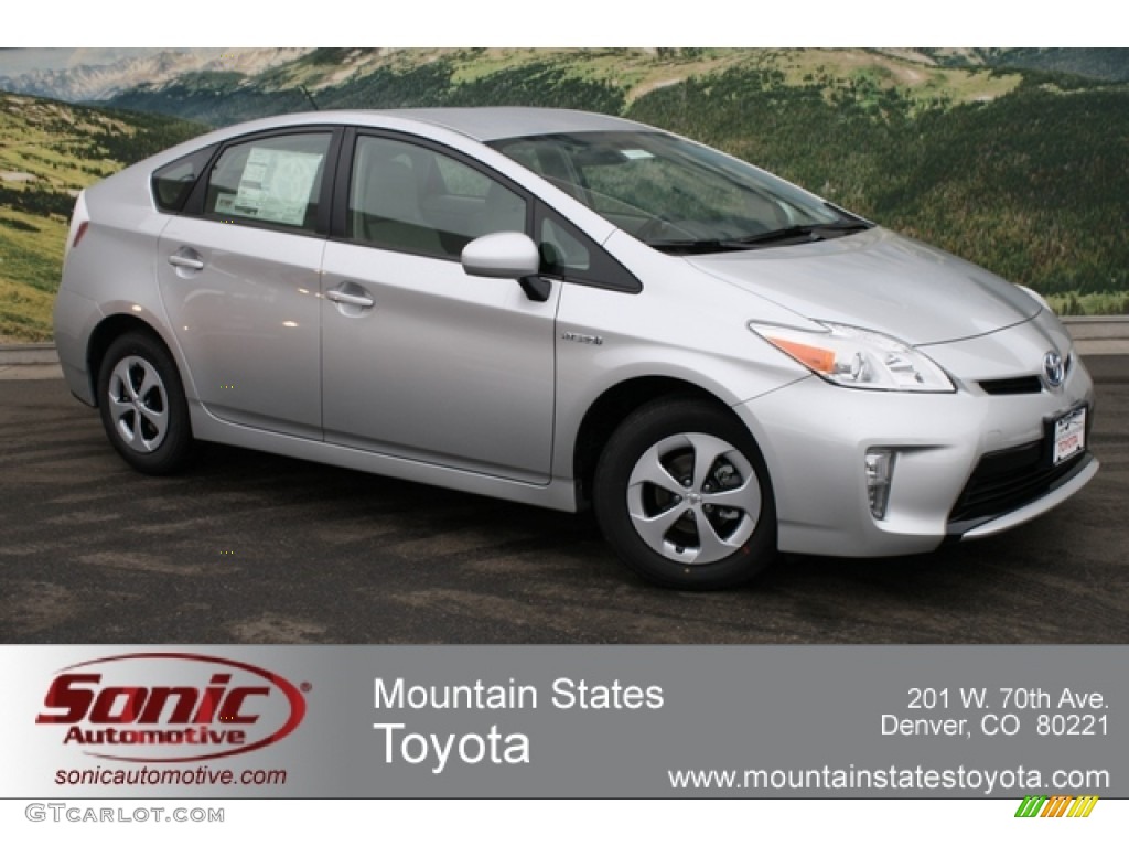 2012 Prius 3rd Gen Three Hybrid - Classic Silver Metallic / Misty Gray photo #1