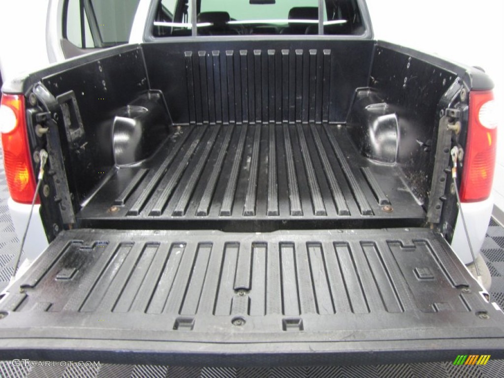 2001 Explorer Sport Trac 4x4 - Silver Frost Metallic / Dark Graphite photo #26