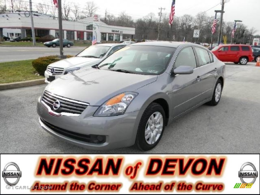 Precision Gray Metallic Nissan Altima