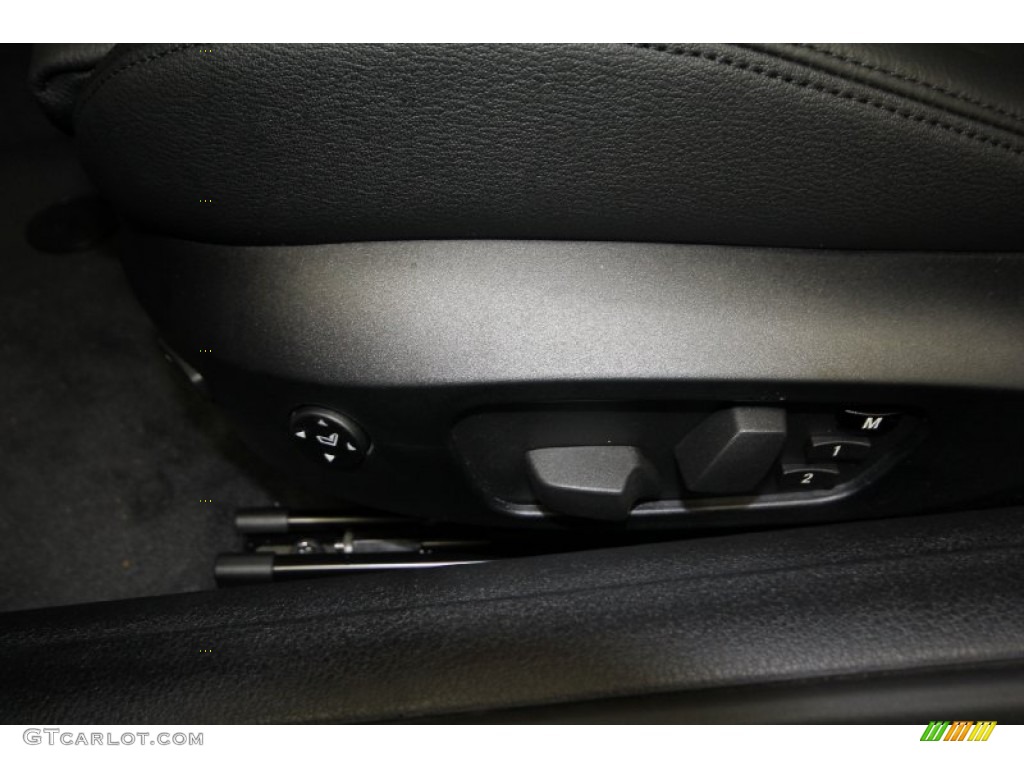 2012 Z4 sDrive35i - Titanium Silver Metallic / Black photo #15