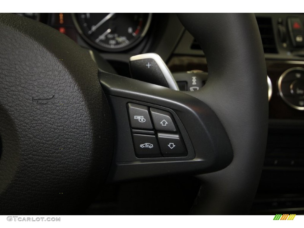 2012 BMW Z4 sDrive35i Controls Photo #61166483