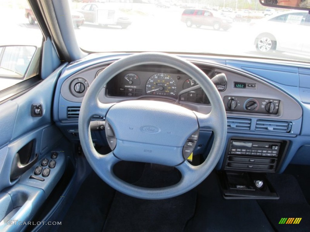 1995 Taurus GL Sedan - Performance White / Blue photo #16