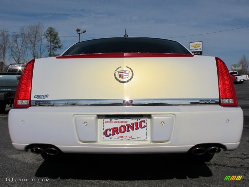 2007 DTS Sedan - White Lightning / Cashmere photo #6