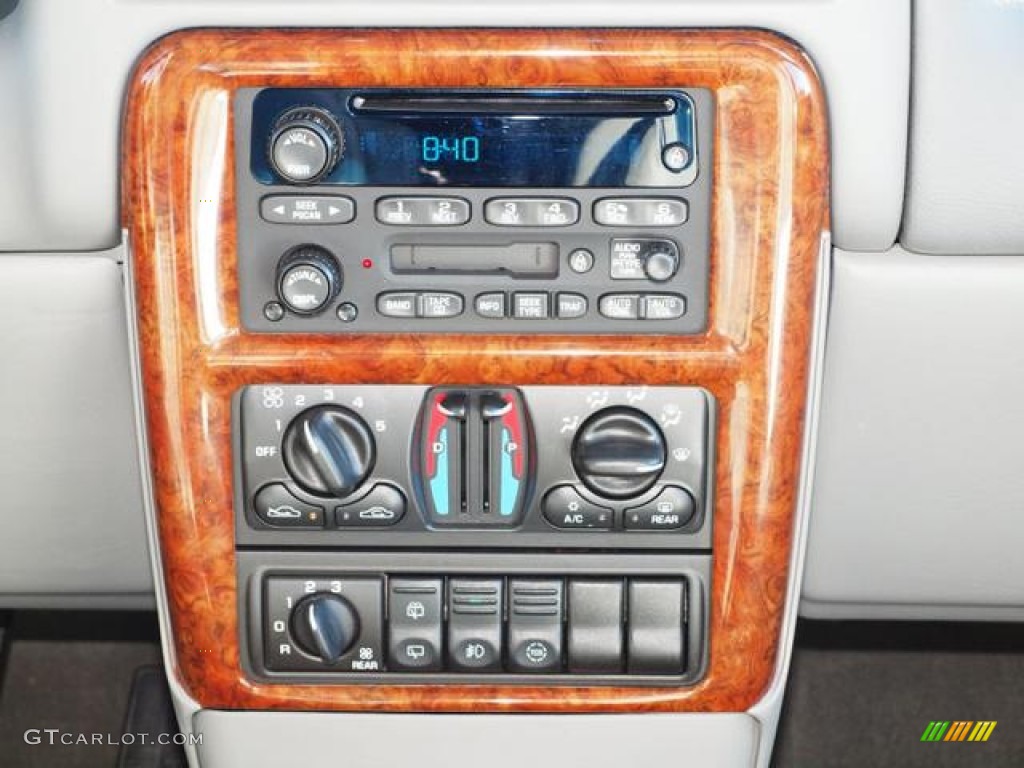 2004 Oldsmobile Silhouette GLS Controls Photos