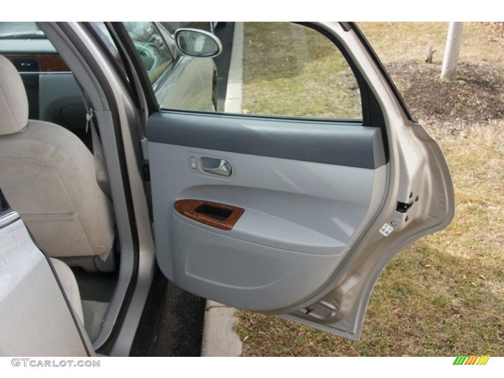 2006 LaCrosse CX - Platinum Metallic / Gray photo #19