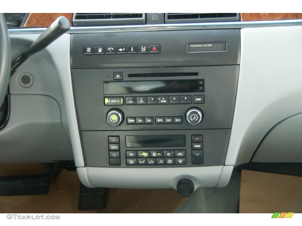 2006 LaCrosse CX - Platinum Metallic / Gray photo #22