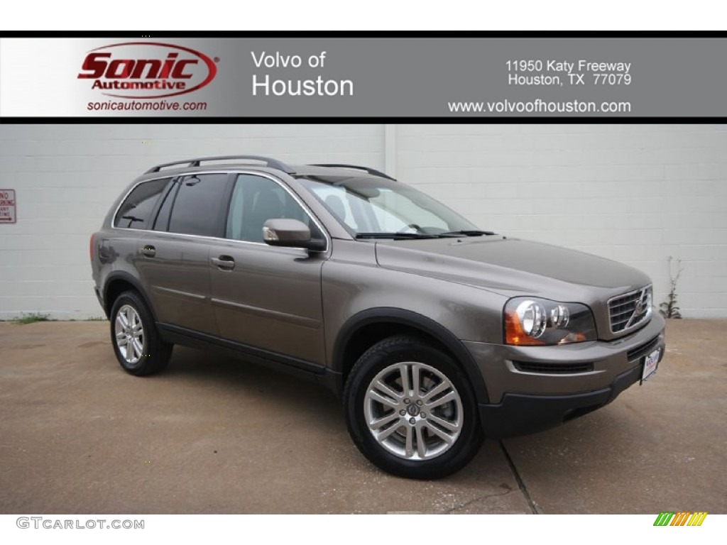 Oyster Grey Metallic Volvo XC90