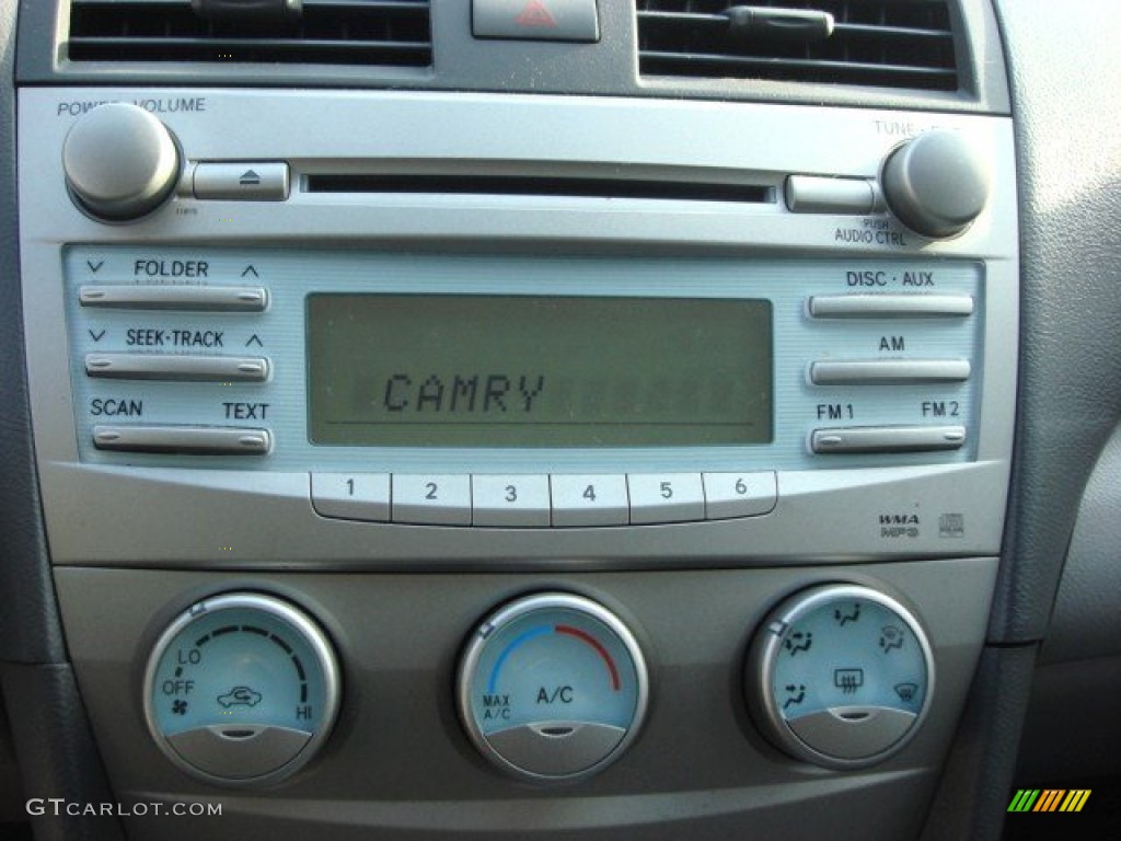 2007 Toyota Camry CE Audio System Photo #61171017