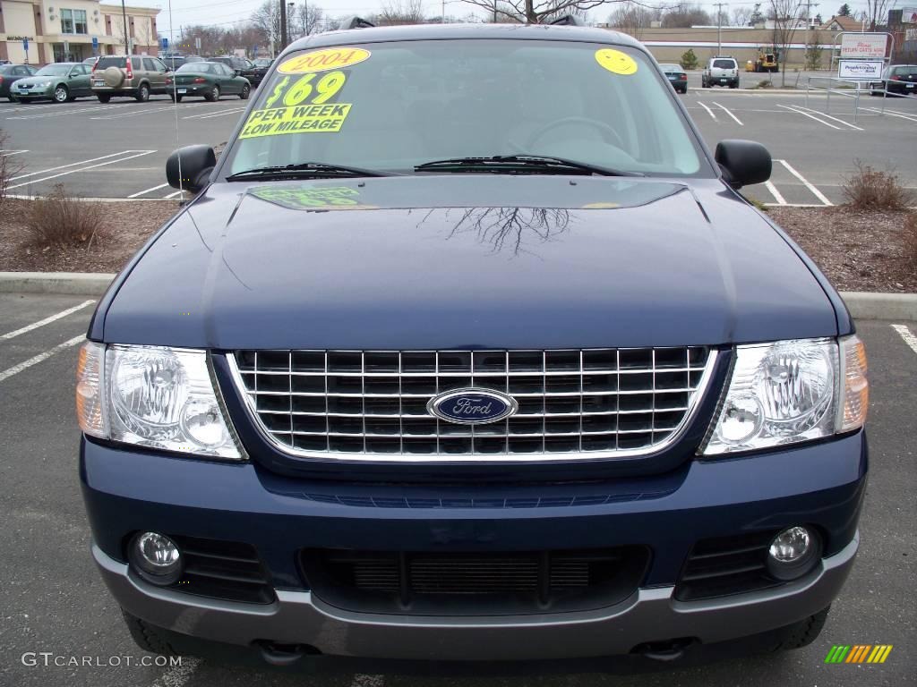 2004 Explorer XLT 4x4 - Dark Blue Pearl Metallic / Graphite photo #2