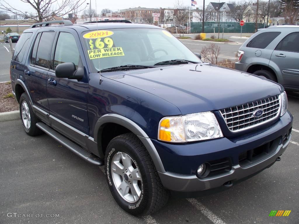 2004 Explorer XLT 4x4 - Dark Blue Pearl Metallic / Graphite photo #3